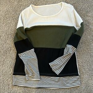 Block color thermal. Army green, black, white